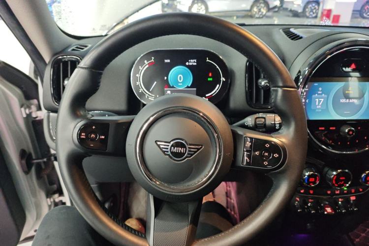 Used MINI Countryman 2023 Updated 1.5T COOPER ALL4 Connoisseur Steering Wheel