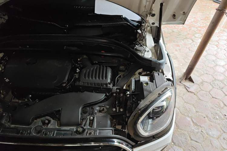Used MINI Countryman 2023 1.5T COOPER ALL4 Connoisseur Engine Bay Left