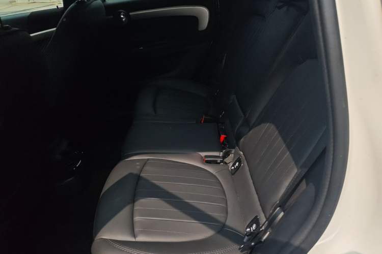 Used MINI Countryman 2023 Second Facelift 2.0T COOPER S ALL4 Connoisseur Left Rear Seat