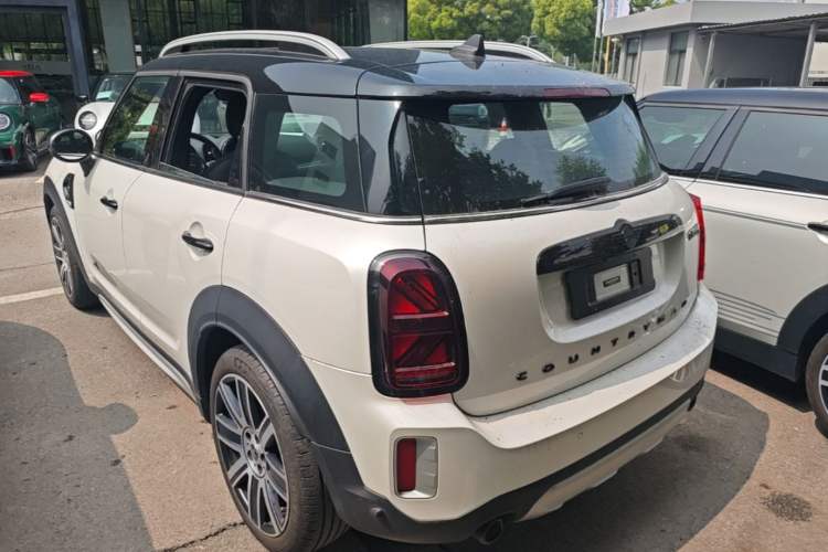 Used MINI Countryman 2023 Second Facelift 2.0T COOPER S ALL4 Connoisseur Rear Left 45 Deg