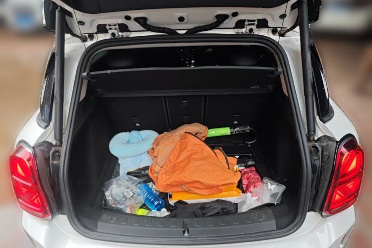 Used MINI Countryman 2023 1.5T COOPER ALL4 Connoisseur Trunk