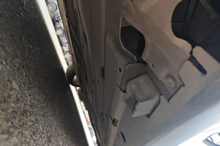 Used MINI Coupe 2012 1.6L COOPER Chassis Rear Right