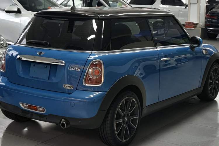 Used MINI Coupe 2012 1.6L COOPER Exterior 5