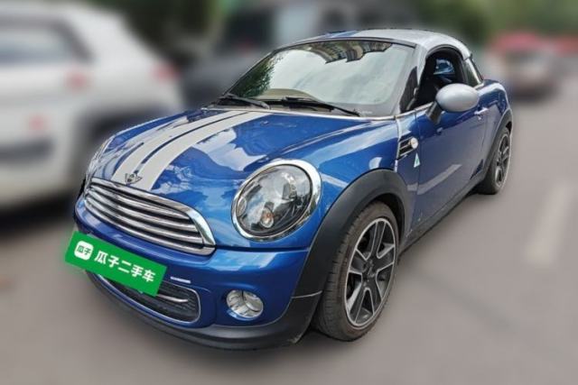 Ojetý MINI Coupe 2012 1.6L COOPER