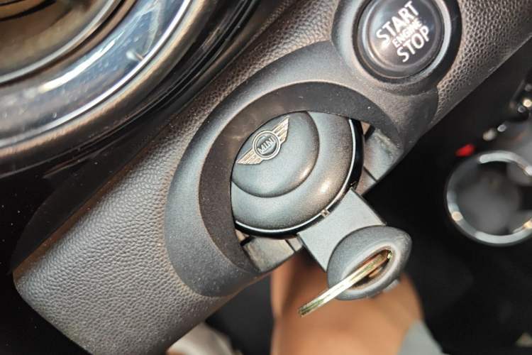 Used MINI Coupe 2012 1.6L COOPER Vehicle Key