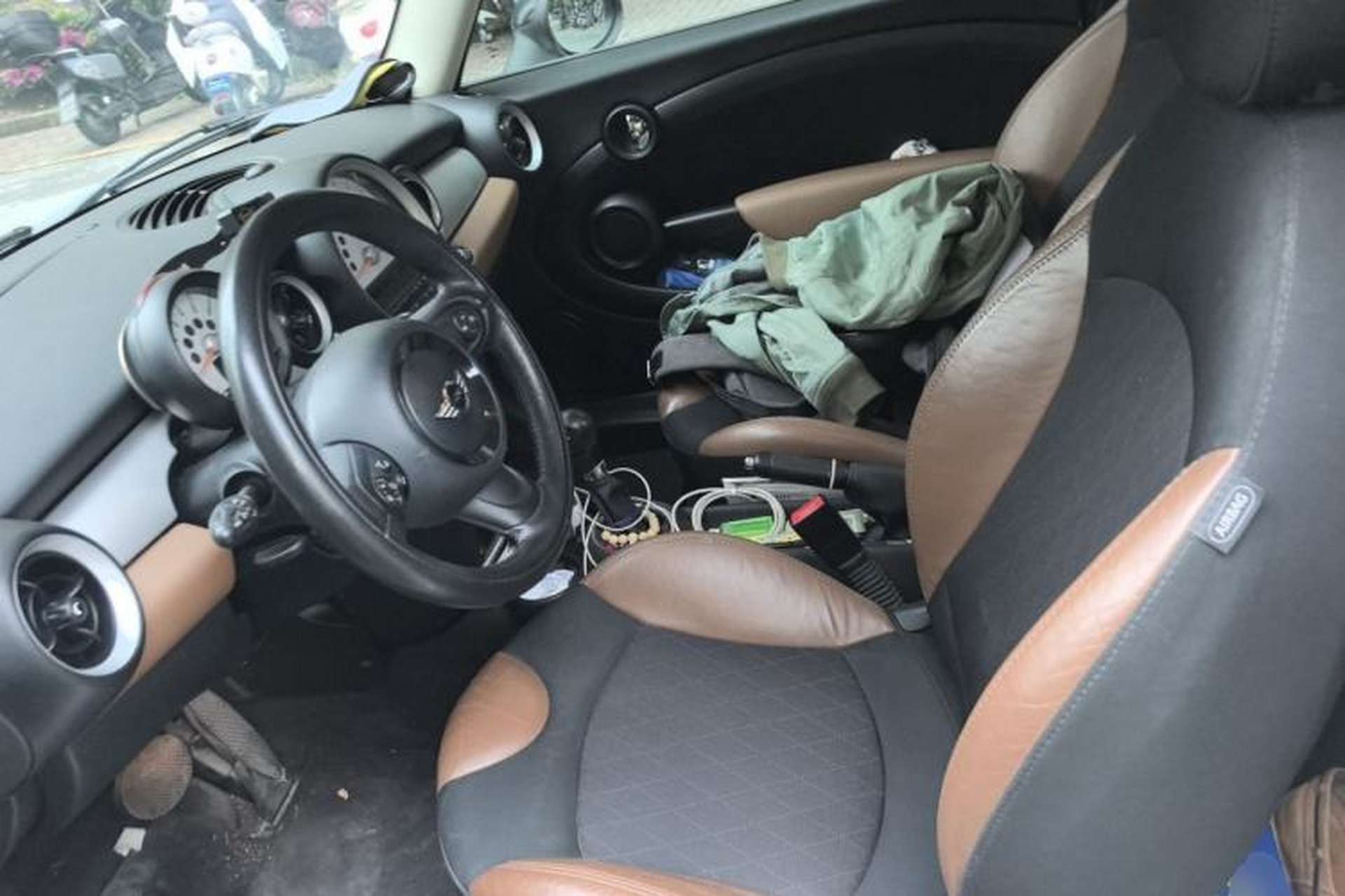 Used MINI Coupe 2012 1.6L COOPER Left Front Seat