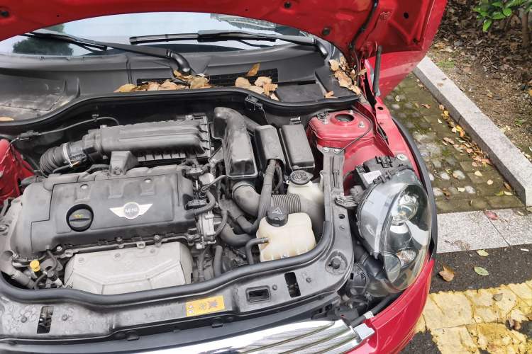 Used MINI Coupe 2012 1.6L COOPER Engine Bay Left