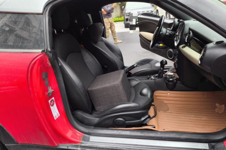 Used MINI Coupe 2012 1.6L COOPER Left Rear Seat