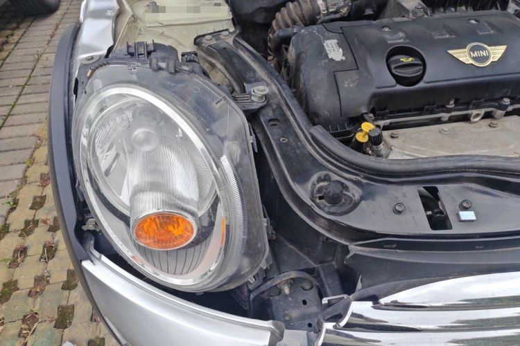 Used MINI Coupe  Engine Bay Right