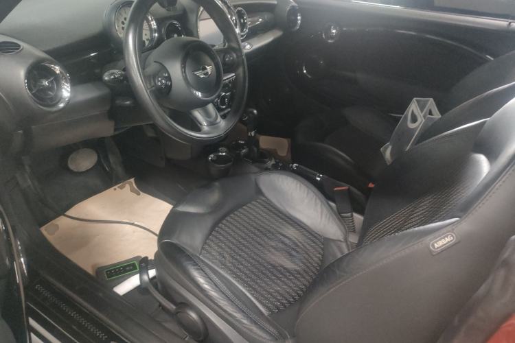 Used MINI Coupe 2012 1.6L COOPER Driver Seat