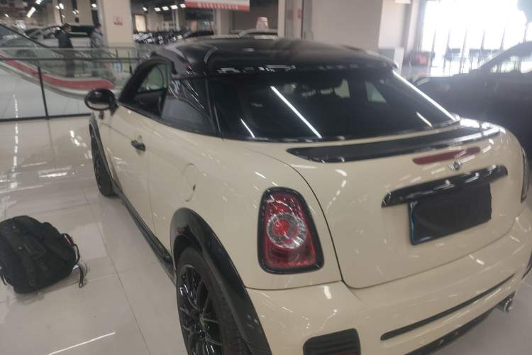 Used MINI Coupe 2012 1.6L COOPER Rear Left 45 Deg