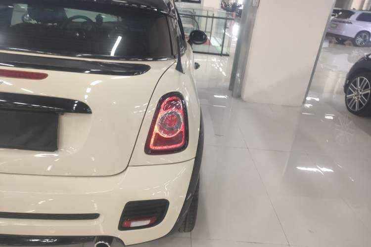 Used MINI Coupe 2012 1.6L COOPER Right Rear Taillight