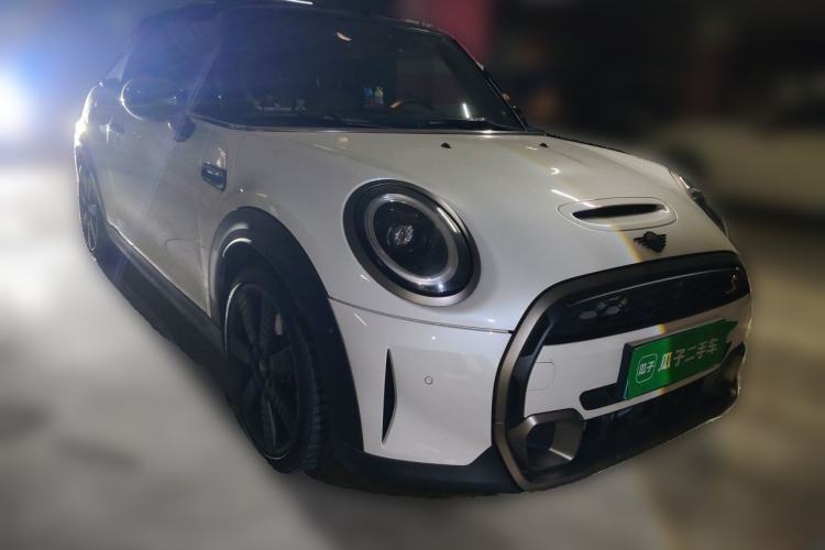 Used MINI Coupe  Front Right 45 Deg