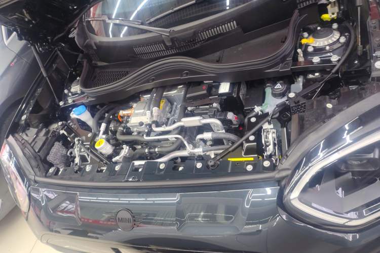Used MINI Electric ACEMAN 2024 SE Racing Driver Engine Bay