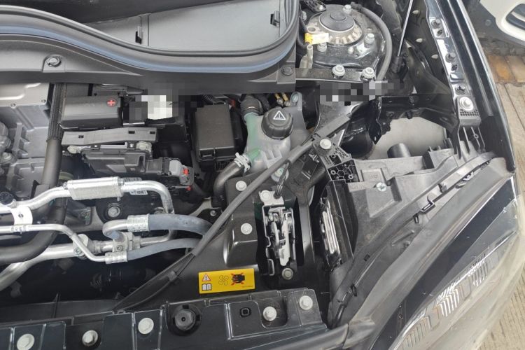 Used MINI Electric ACEMAN 2024 E Grand Player Engine Bay Left