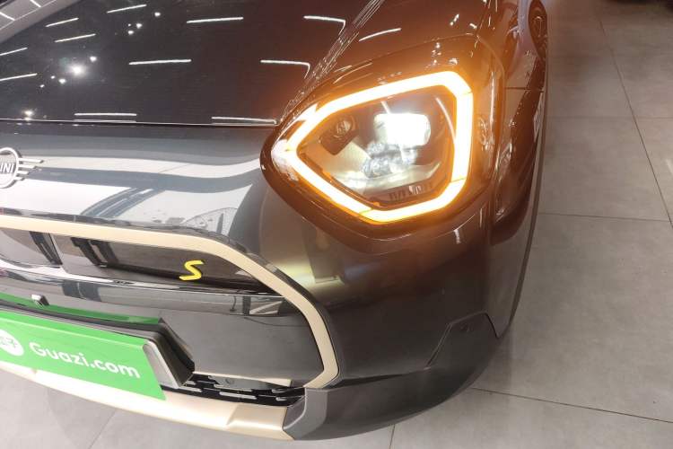 Used MINI Electric ACEMAN 2024 SE Artist Left Front Headlight