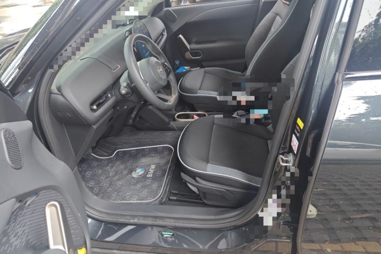 Used MINI Electric ACEMAN 2024 E Grand Player Left Front Seat