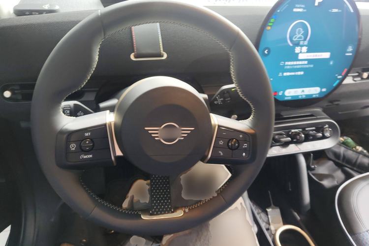 Used MINI Electric ACEMAN 2024 SE Artist Steering Wheel