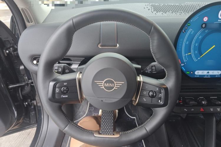 Used MINI Electric ACEMAN 2024 E Grand Player Steering Wheel