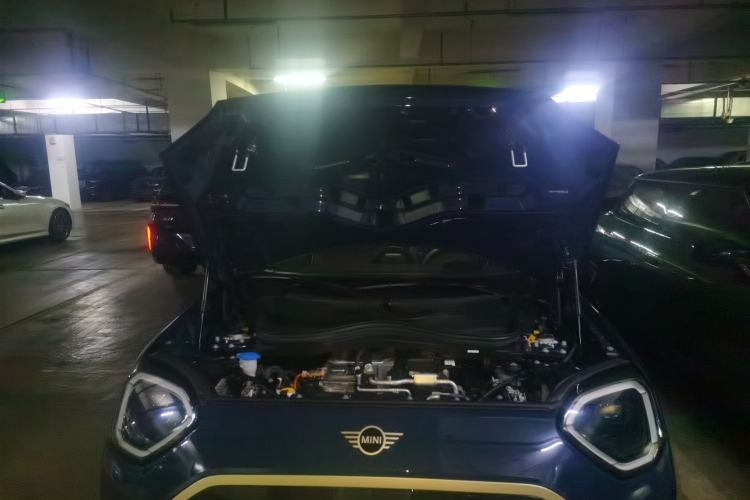 Used MINI Electric ACEMAN 2024 SE Artist Engine Bay
