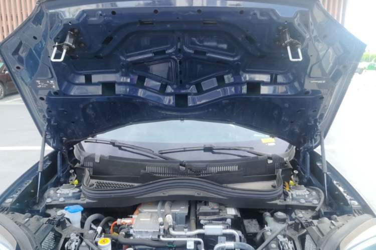 Used MINI Electric ACEMAN 2024 SE Artist Engine Bay