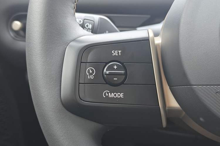 Used MINI Electric ACEMAN 2024 E Classic Edition Interior 10