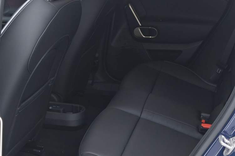 Used MINI Electric ACEMAN 2024 E Classic Edition Interior 3