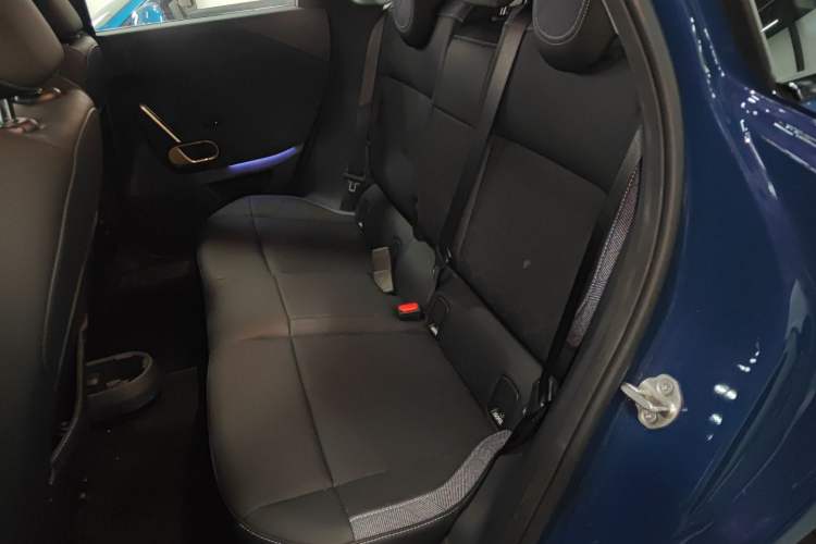 Used MINI Electric ACEMAN 2024 SE Artist Interior 4