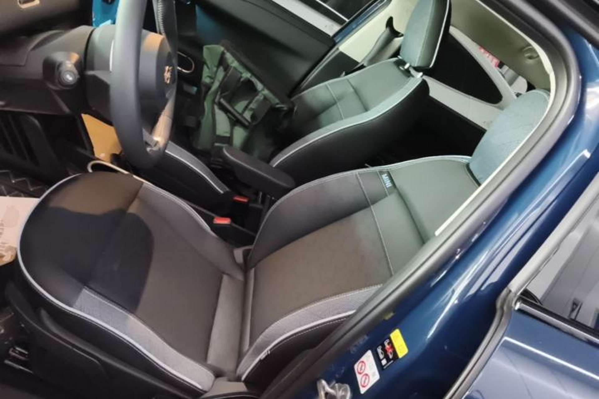Used MINI Electric ACEMAN 2024 E Classic Edition Left Front Seat