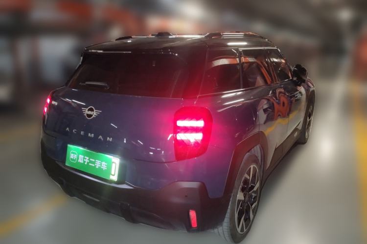 Used MINI Electric ACEMAN 2024 E Classic Edition Rear Right 45 Deg