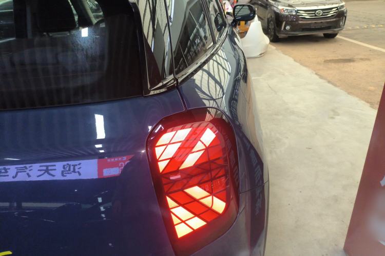 Used MINI Electric ACEMAN 2024 SE Artist Right Rear Taillight