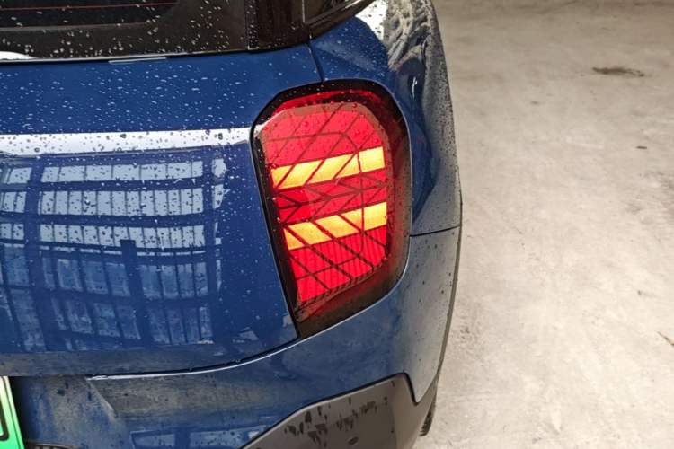 Used MINI Electric ACEMAN 2024 E Classic Edition Right Rear Taillight