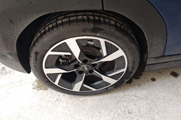 Used MINI Electric ACEMAN 2024 E Classic Edition Right Rear Wheel Hub