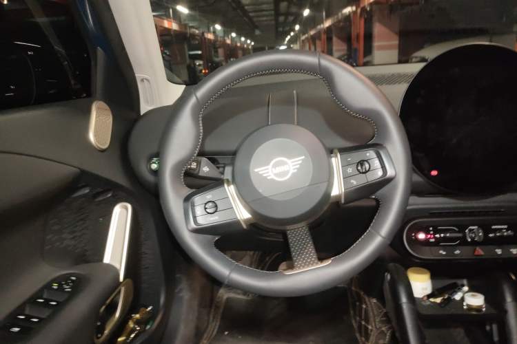 Used MINI Electric ACEMAN 2024 E Classic Edition Steering Wheel