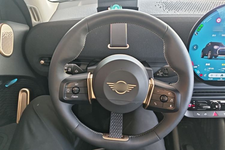 Used MINI Electric ACEMAN 2024 SE Artist Steering Wheel