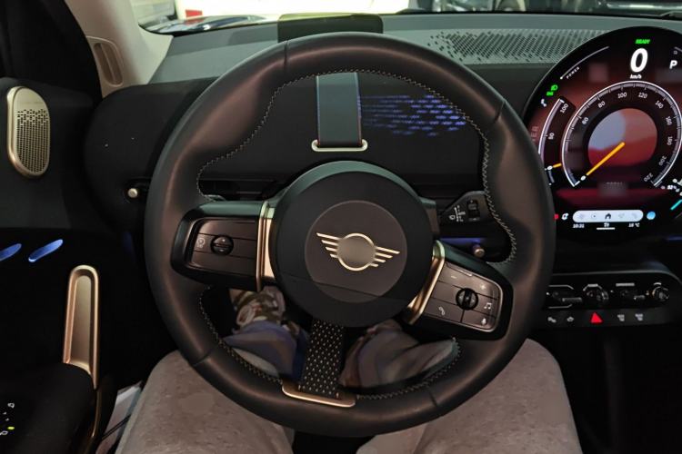 Used MINI Electric ACEMAN 2024 SE Artist Steering Wheel