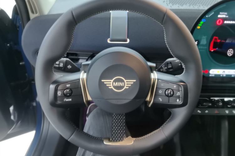 Used MINI Electric ACEMAN 2024 SE Artist Steering Wheel