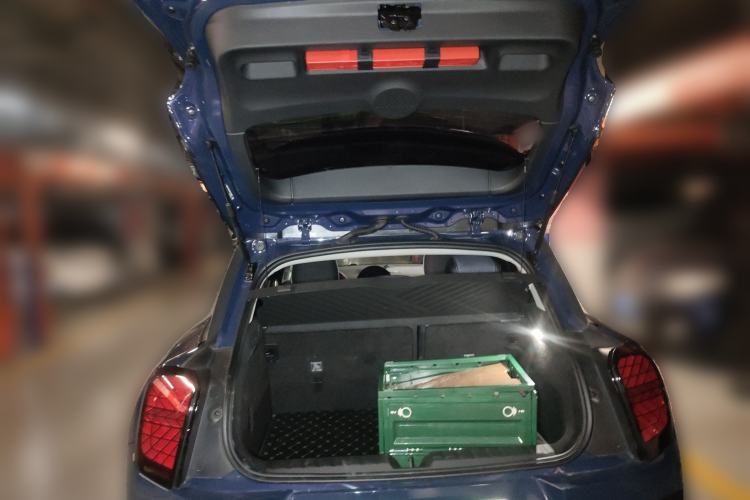 Used MINI Electric ACEMAN 2024 E Classic Edition Trunk