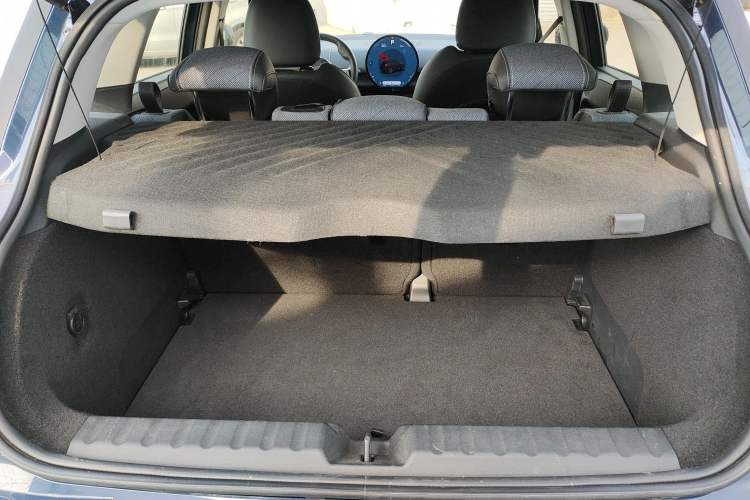 Used MINI Electric ACEMAN 2024 E Classic Edition Trunk