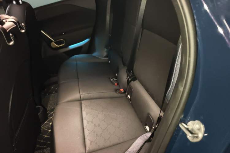 Used MINI Electric ACEMAN 2024 E Classic Edition Left Rear Seat