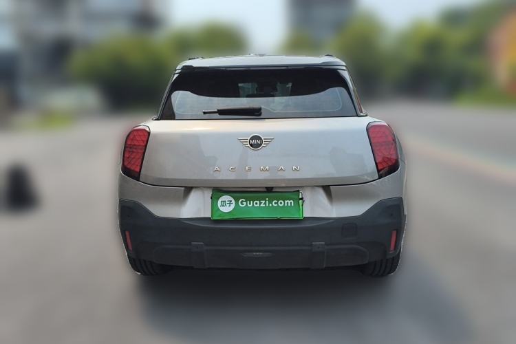 Used MINI Electric ACEMAN 2024 E Classic Edition Rear
