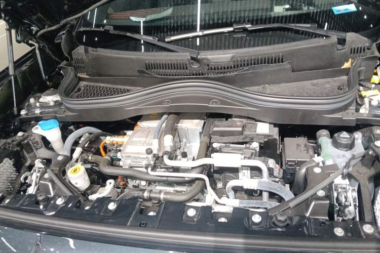 Used MINI Electric ACEMAN 2024 SE Racing Driver Engine Bay