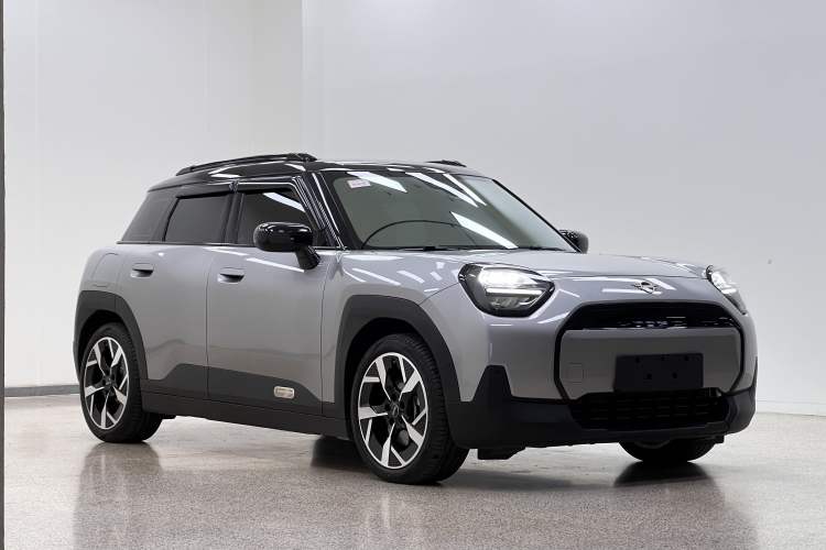 Used MINI Electric ACEMAN 2024 E Classic Edition Exterior 1