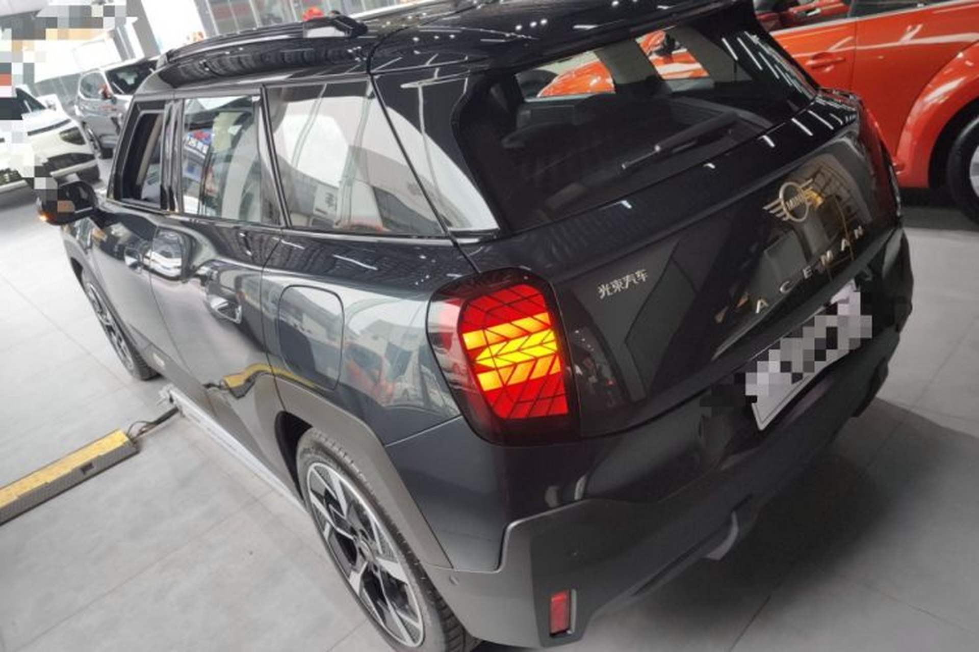 Used MINI Electric ACEMAN 2024 E Classic Edition Exterior 2