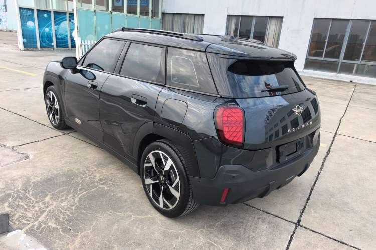 Used MINI Electric ACEMAN 2024 E Classic Edition Exterior 4