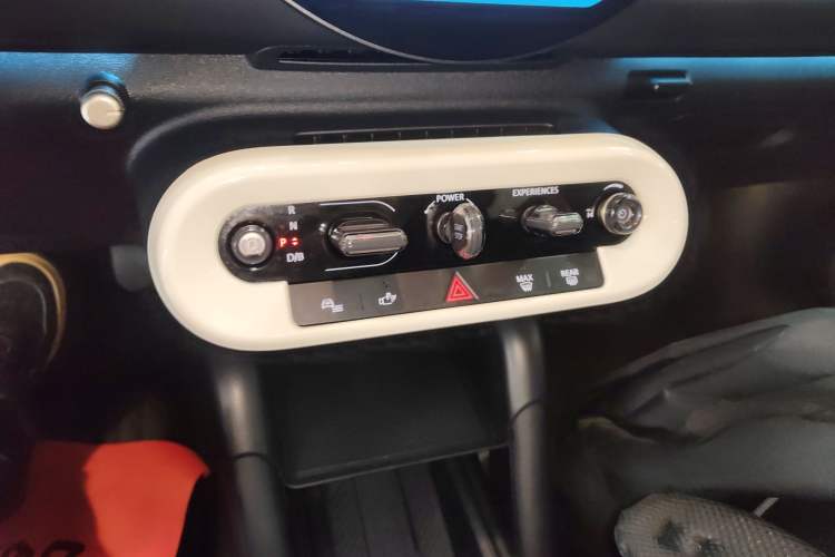 Used MINI Electric ACEMAN 2024 E Classic Edition Gear Lever