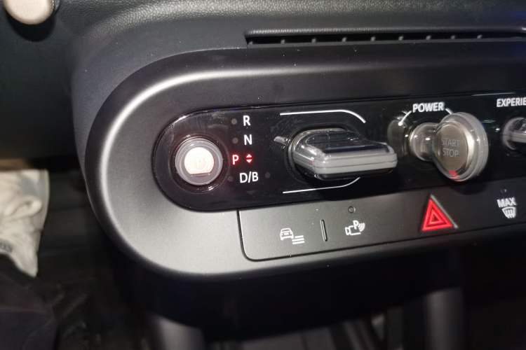 Used MINI Electric ACEMAN 2024 E Classic Edition Gear Lever