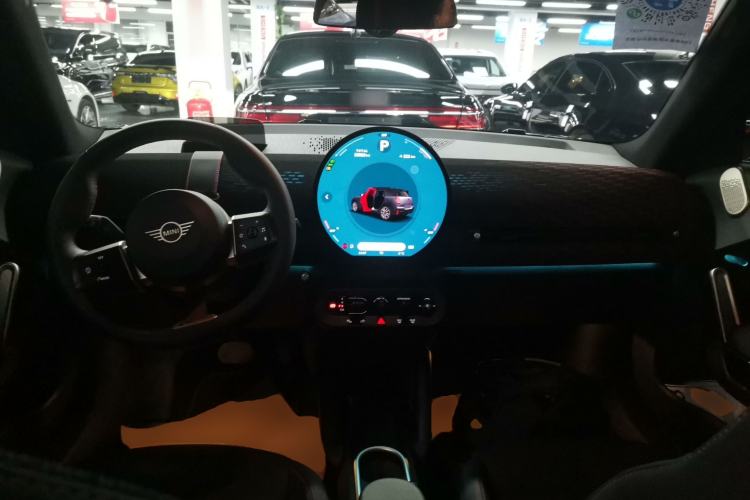 Used MINI Electric ACEMAN 2024 SE Racing Driver Interior 2