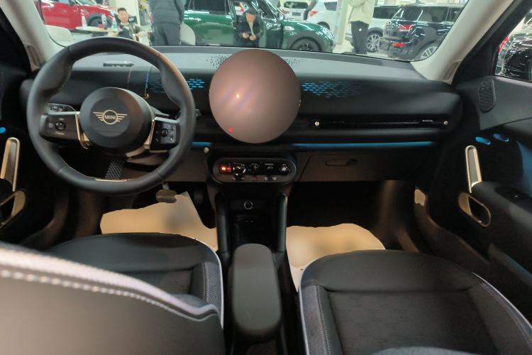 Used MINI Electric ACEMAN 2024 E Classic Edition Interior 2