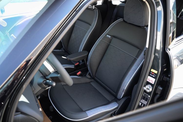 Used MINI Electric ACEMAN 2024 E Classic Edition Interior 4